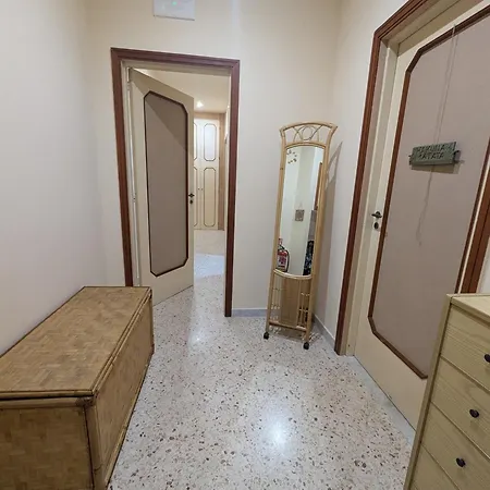 Apartamento Intero Sul Lungomare Di