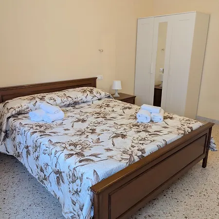 Intero Sul Lungomare Di Apartamento Maiori